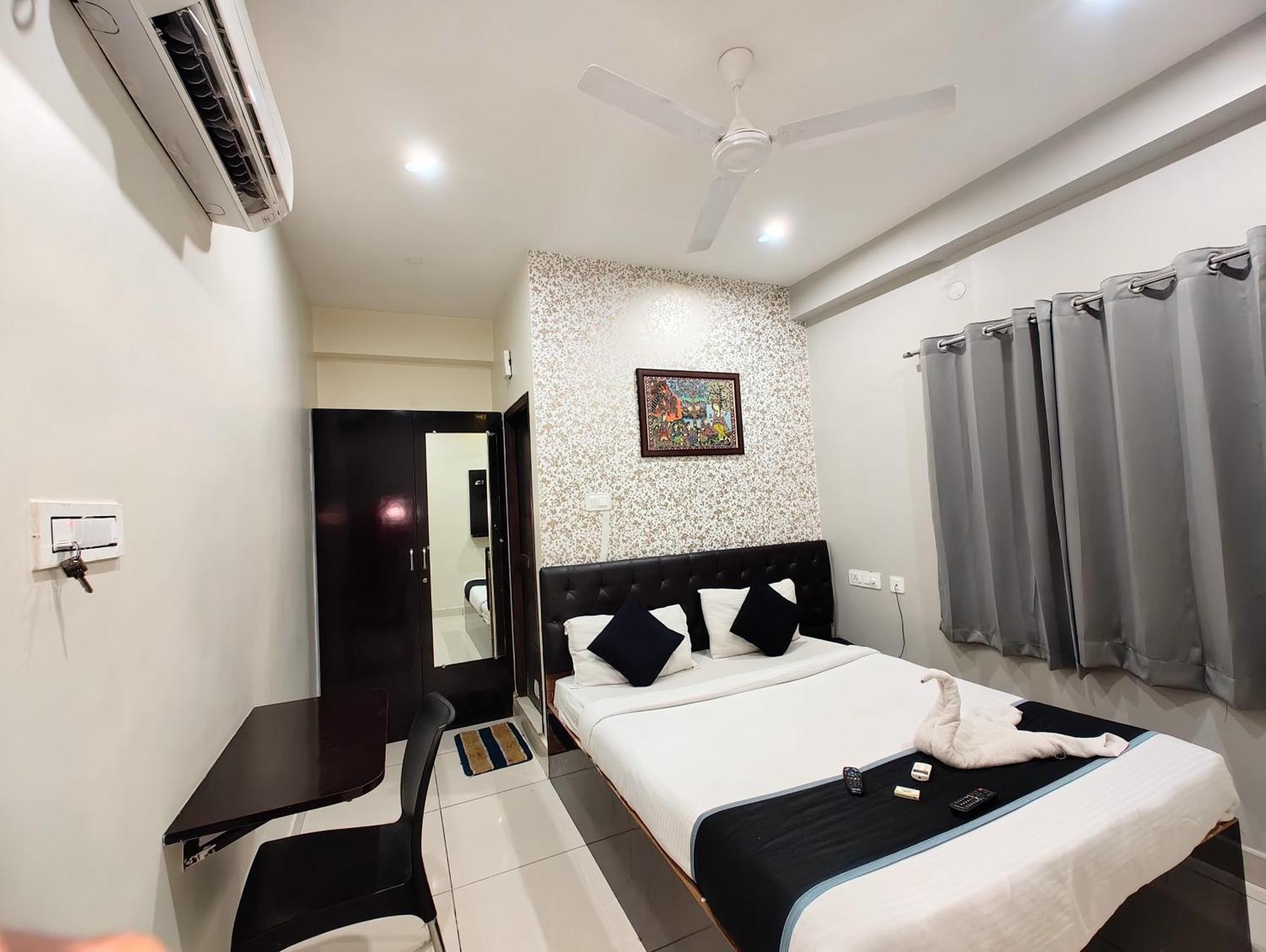 Hotel Grandview Kondapur  Extérieur photo